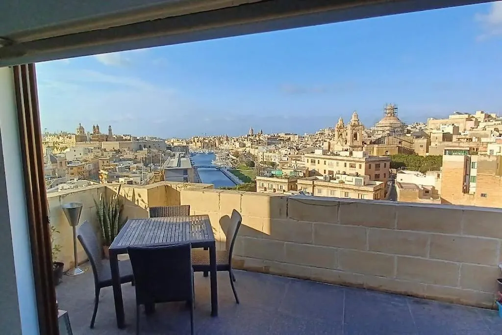 The View Penthouse Apartment Cospicua Malta